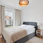 Rakowska - Miejsce W Garazu W Cenie - Parking Spot Included Appartement