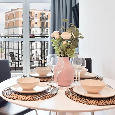 Appartement Rakowska - Miejsce W Garazu W Cenie - Parking Spot Included *